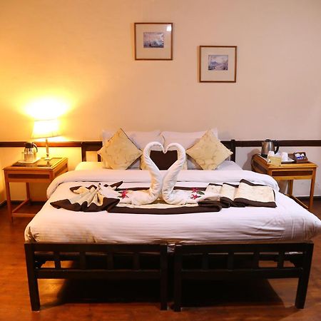 Springfields - A Heritage Palace Since 1902 Shimla Room photo
